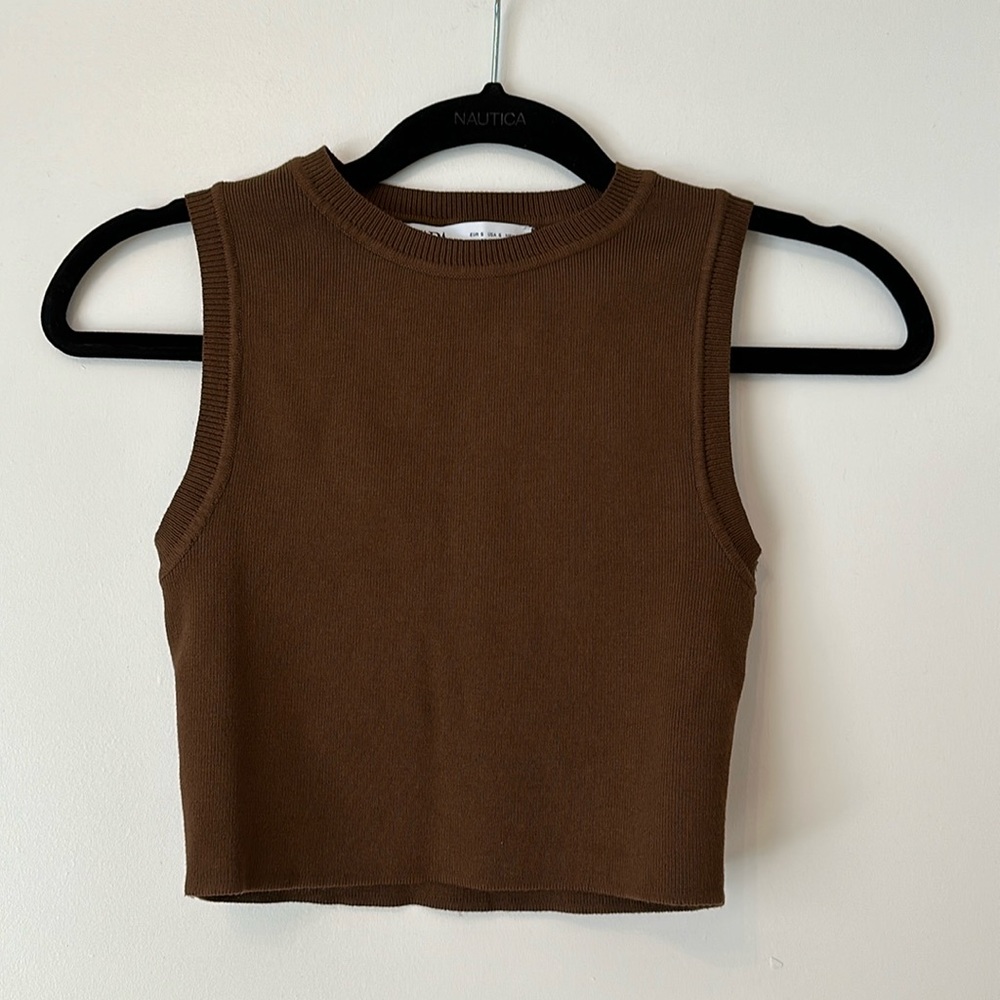 ZARA Knit Cropped Tanktop